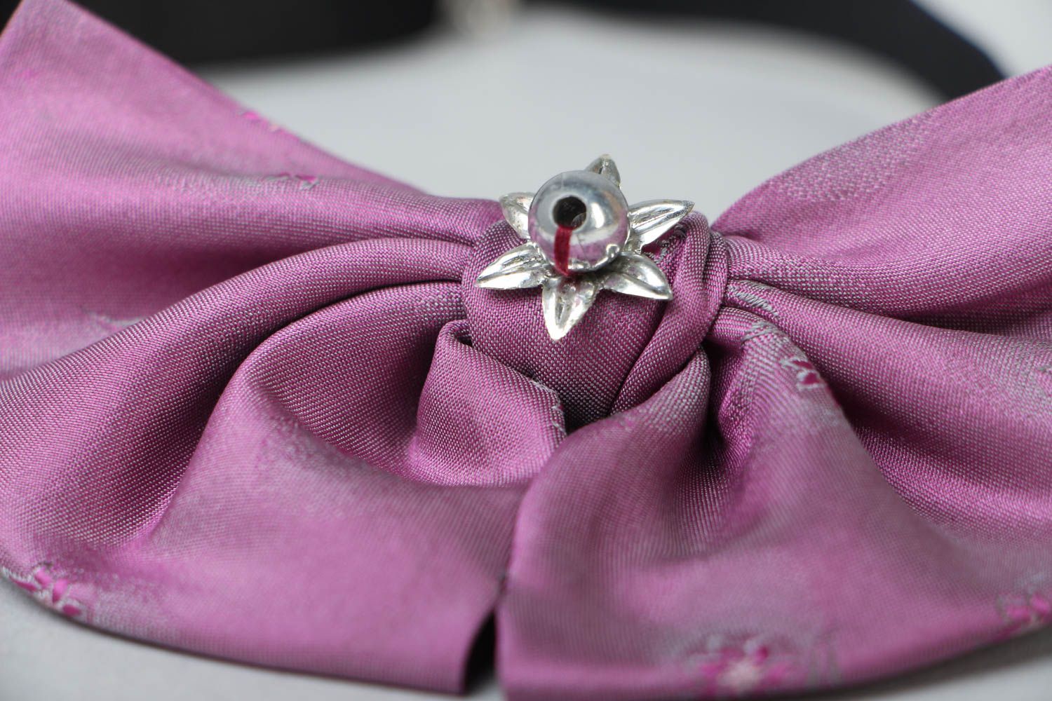 Extravagant bow tie for women photo 3
