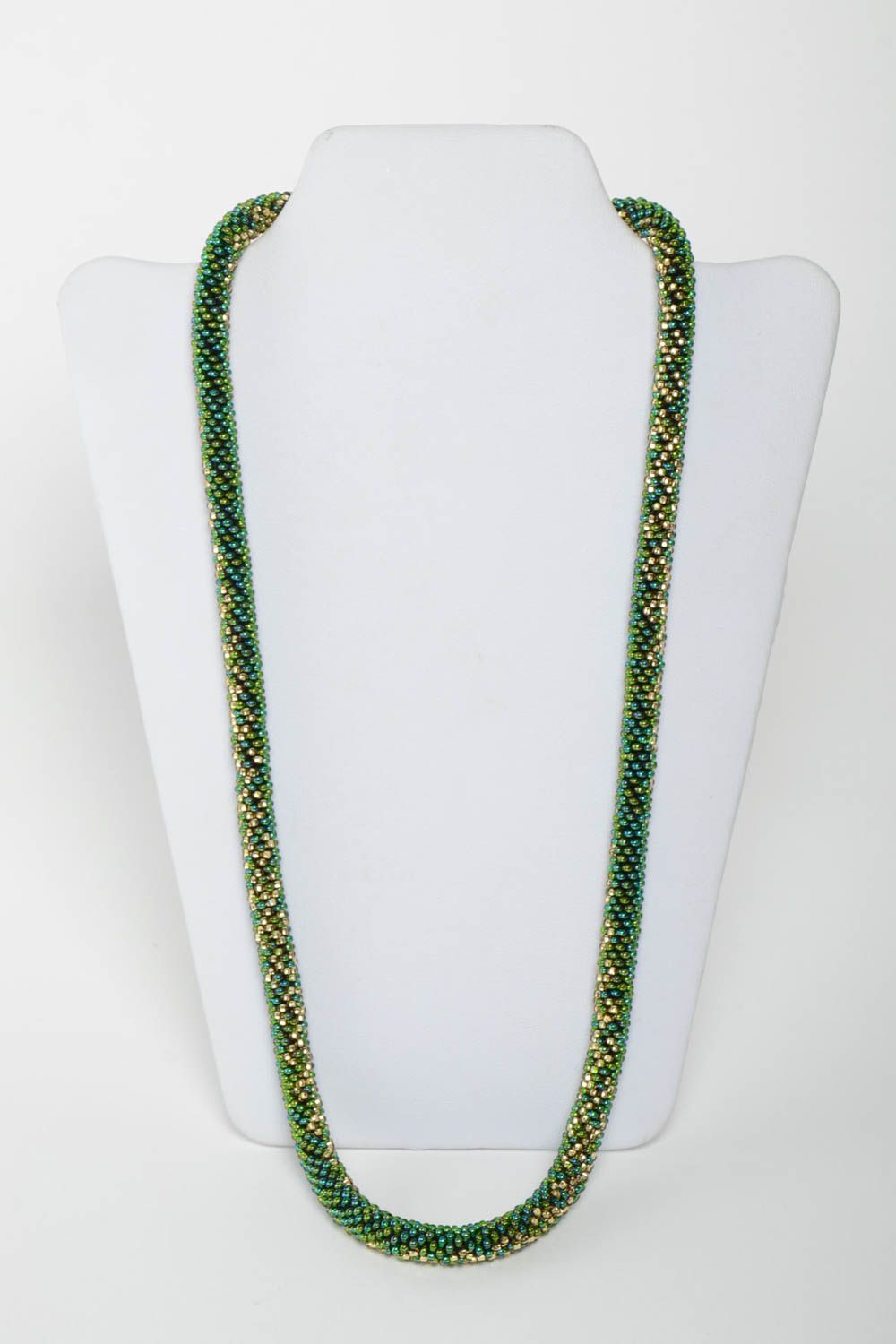 Collar de abalorios largo del color verde accesorio para mujeres regalo original foto 3