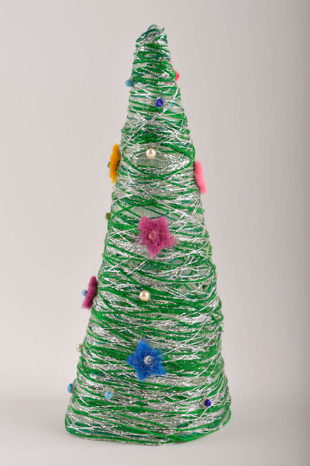 Árbol de Navidad hecho a mano elemento decorativo artificial decoración de casa foto 2