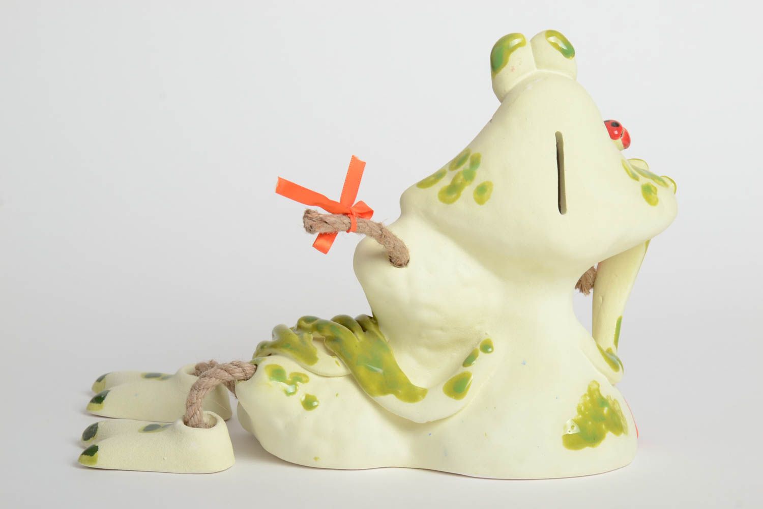 Tirelire fait main Figurine animaux céramique Cadeau original Deux grenouilles photo 5