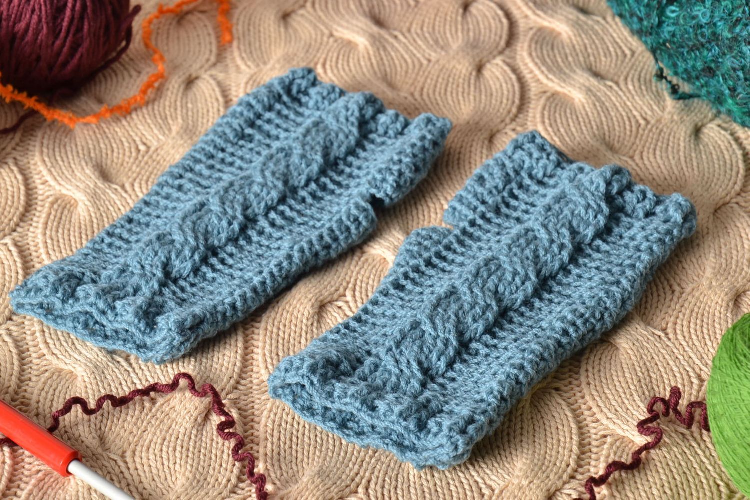 Mitaines tricotées main au crochet originales photo 1