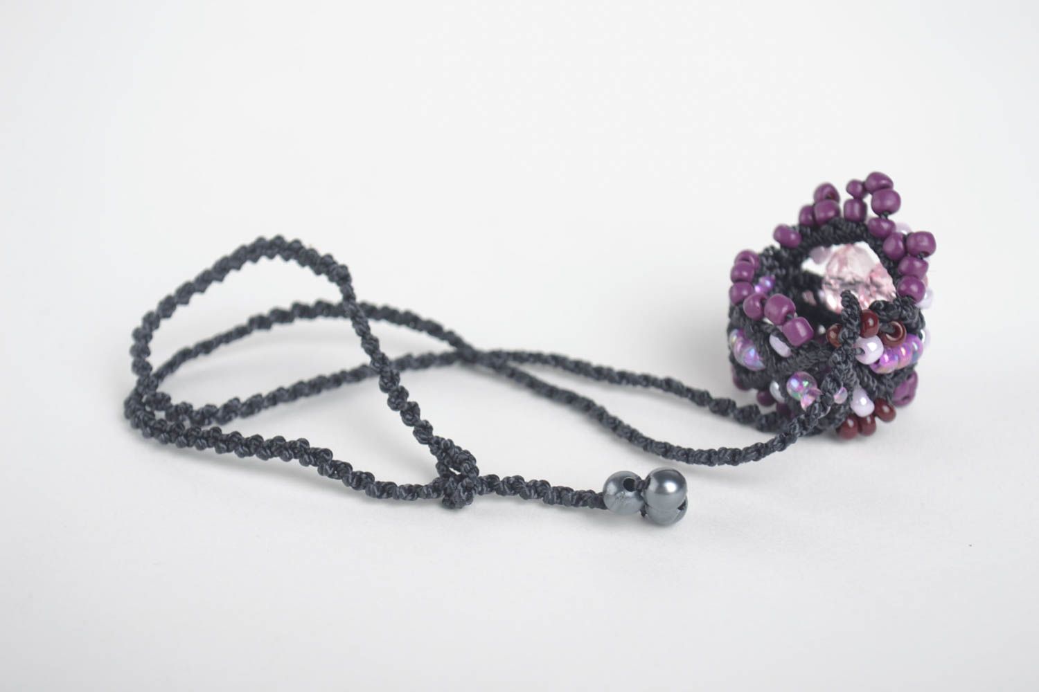Pendentif en perles de rocaille Bijou fait main macramé violet Cadeau femme photo 4
