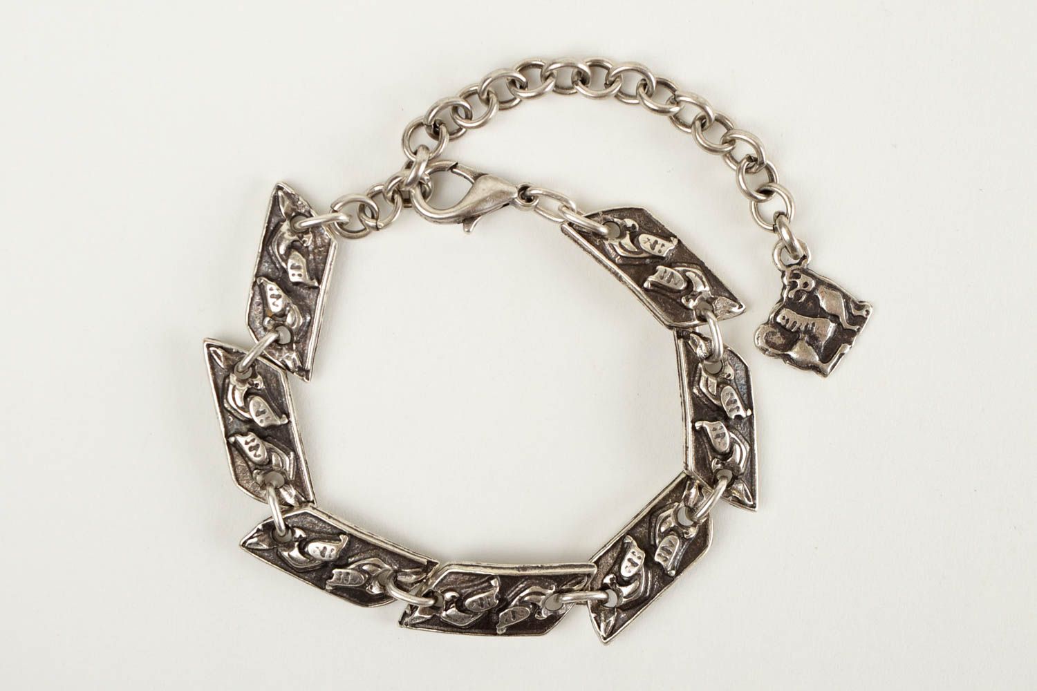 Beautiful handmade metal bracelet stylish wrist bracelet metal craft ideas photo 4