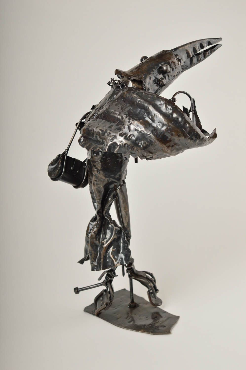 Statuette décorative en métal Figurine fait main corbeau Déco maison originale photo 4