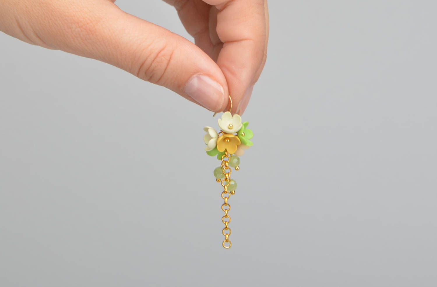 Gentle handmade polymer clay flower earrings plastic earrings designs gift ideas photo 5
