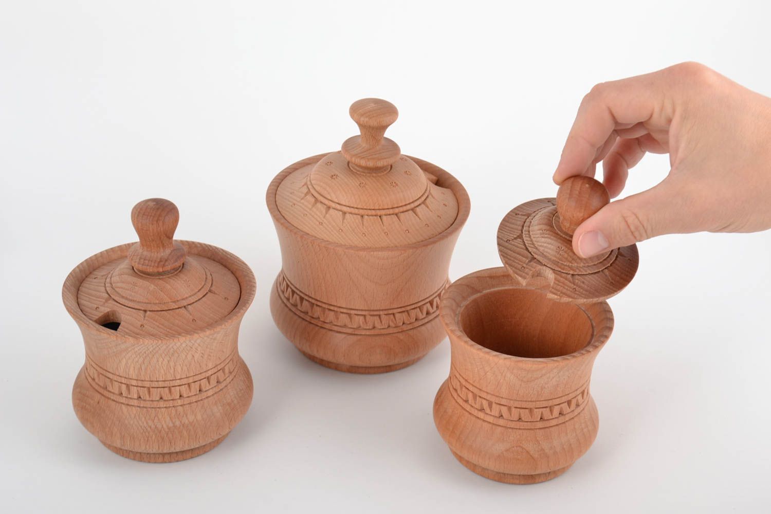 Pots de cuisine en bois trois pièces faits main taillés avec gravure originaux photo 2
