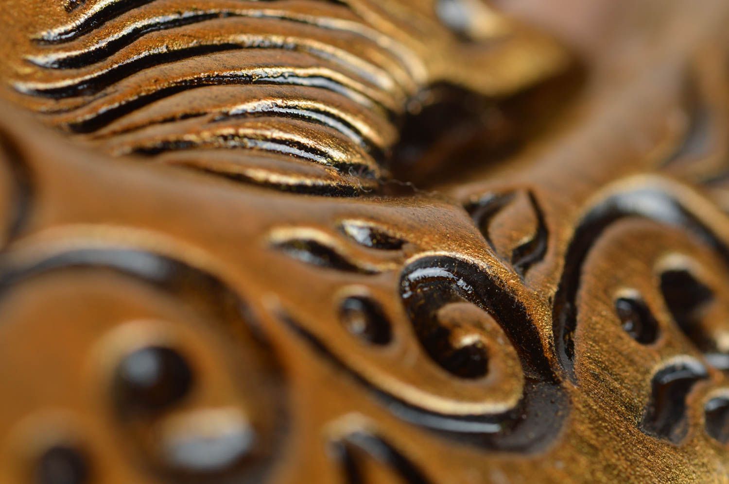 Ceramic horseshoe for good luck gold-colored wall pendant handmade souvenir photo 4