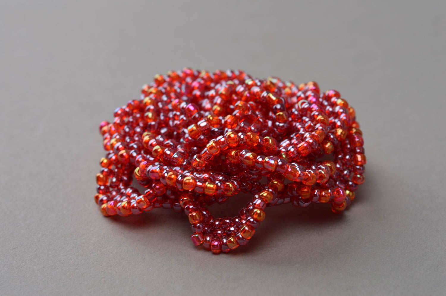 Broche fleur rouge faite main en perles de rocaille accessoire pour femme Rose photo 2