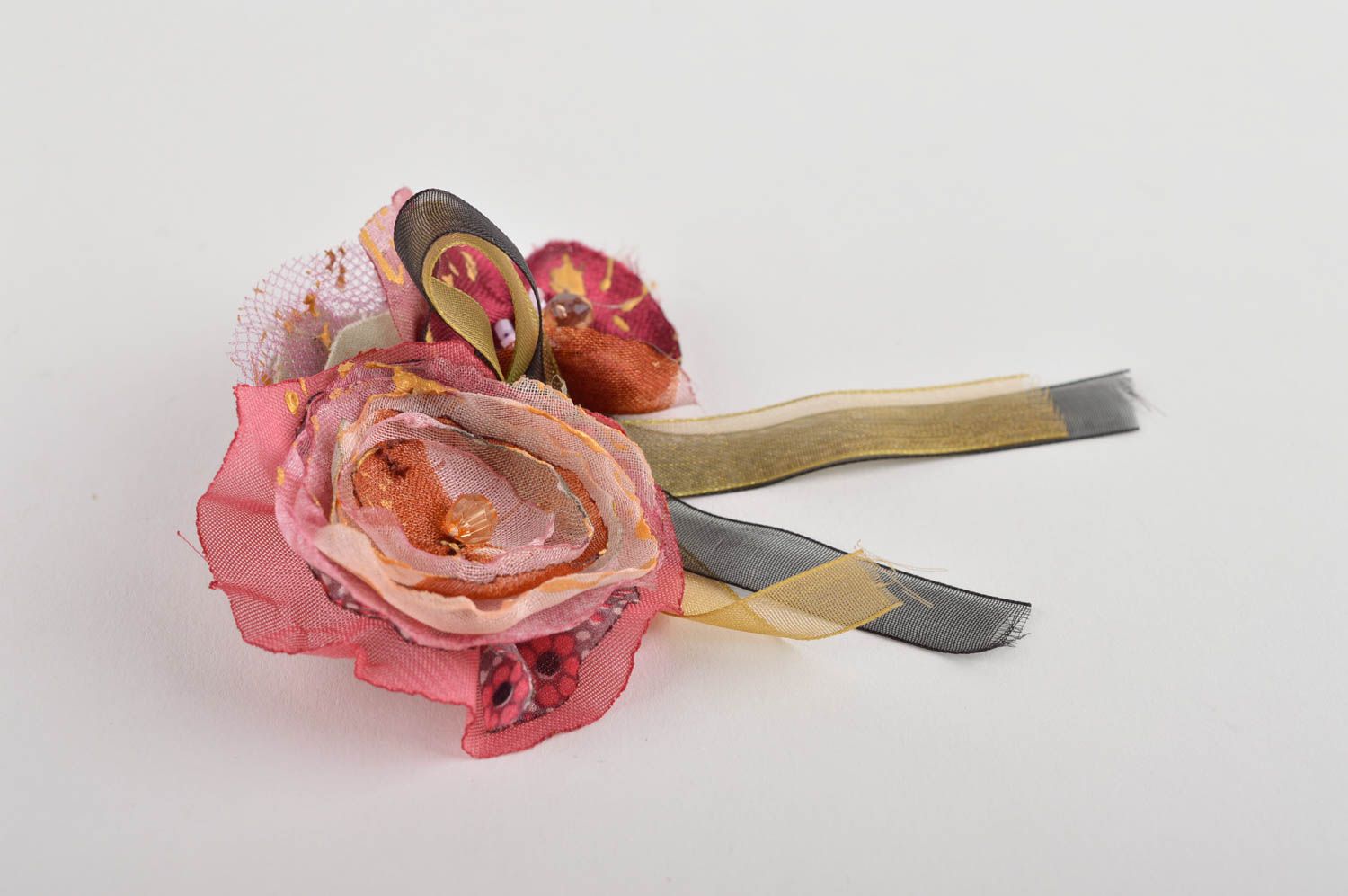 Broche fleurs Bijou fantaisie fait main en tissus design Accessoire femme photo 3