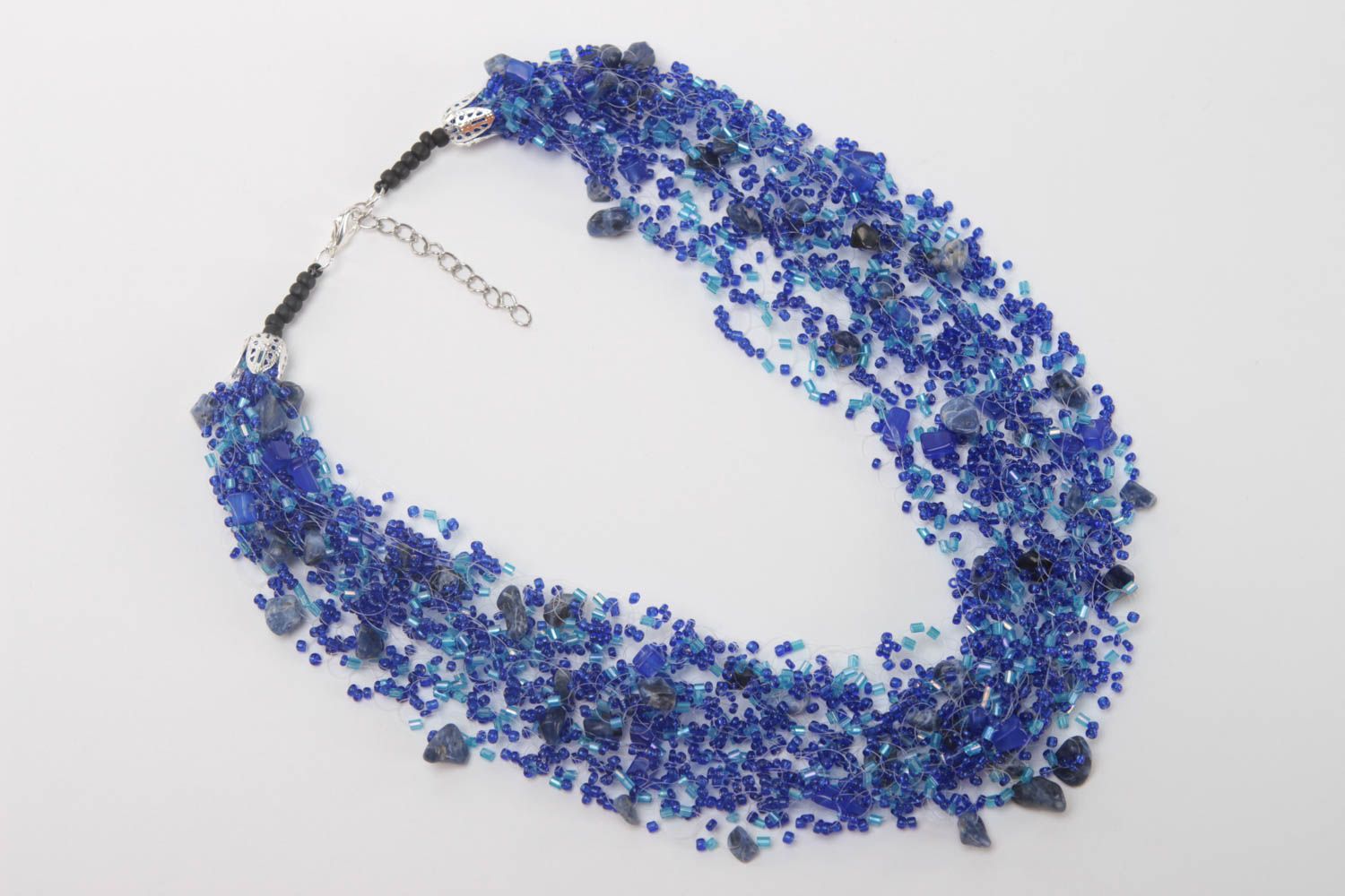 Collier perles rocaille fait main Bijou fantaisie bleu design Accessoire femme photo 2