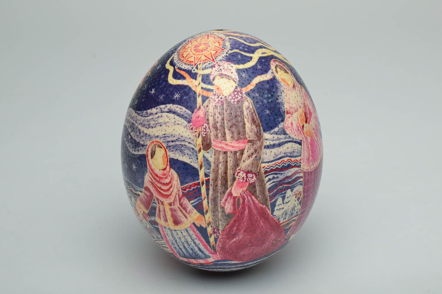 Handmade decorative egg with ethnic drawing photo 2