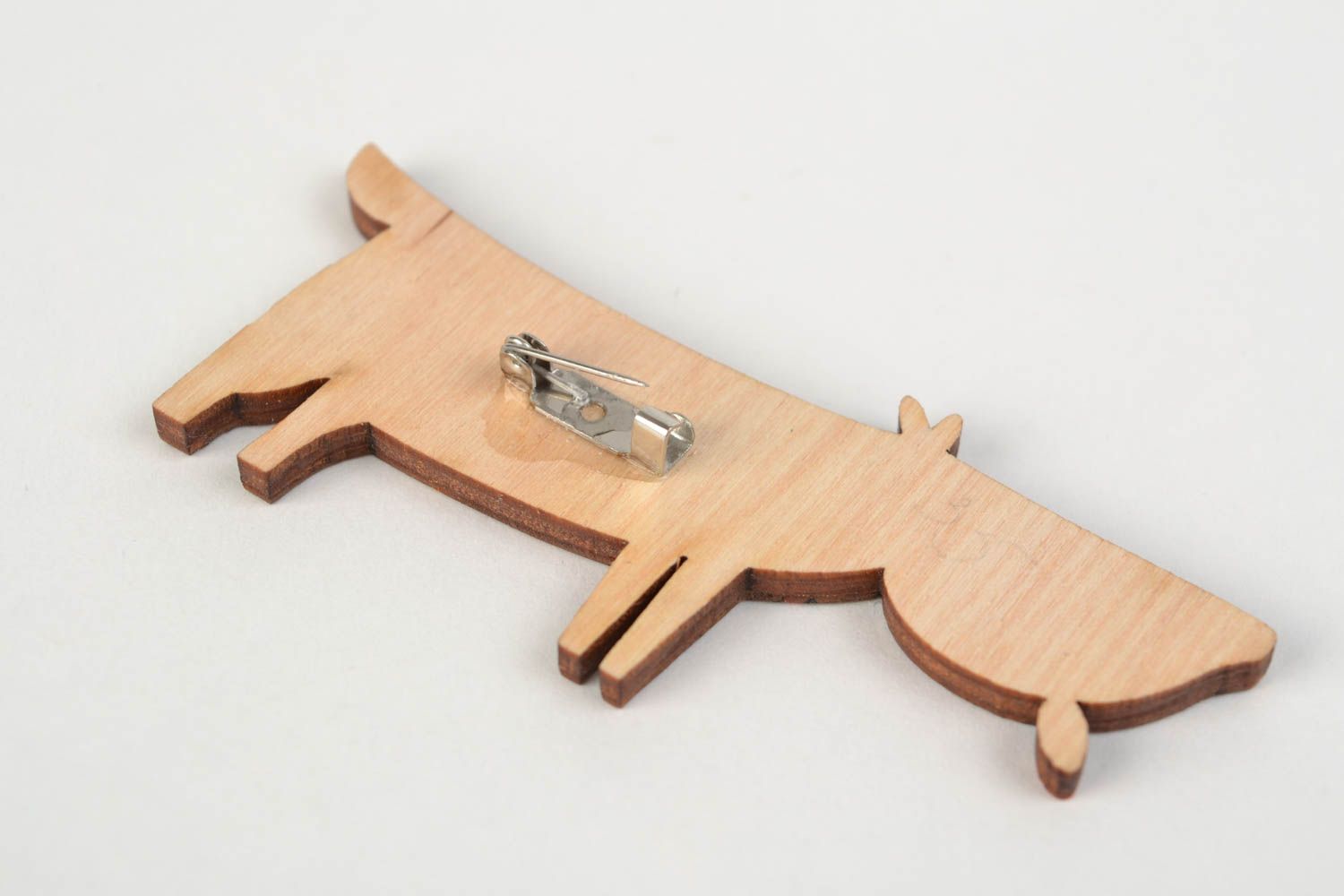 Broche en bois peinte à l'acrylique faite main en forme de chien sympa photo 4