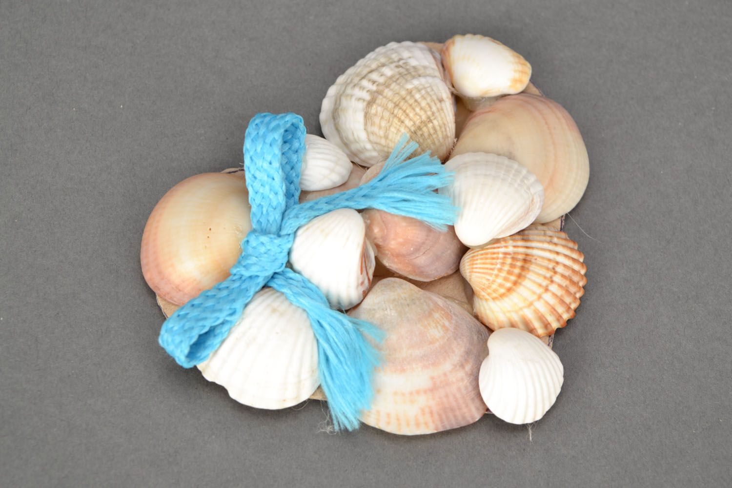 Fridge magnet made of sea shells Sea Heart photo 1
