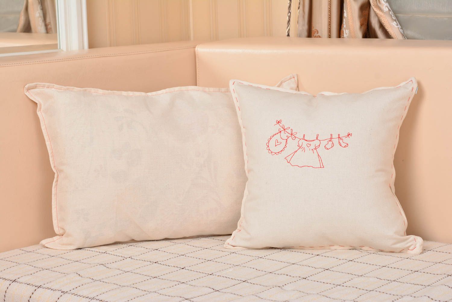 Handmade white pillow case made of semi linen with designer embroidery photo 5