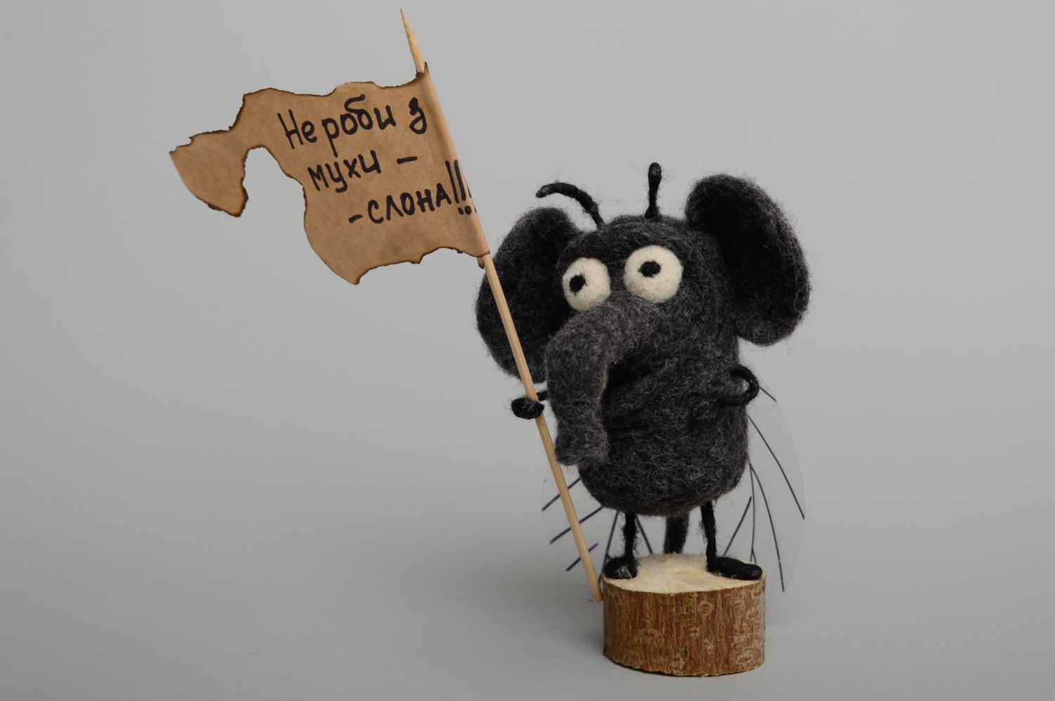 Felted wool interior toy Elephant Fly photo 1