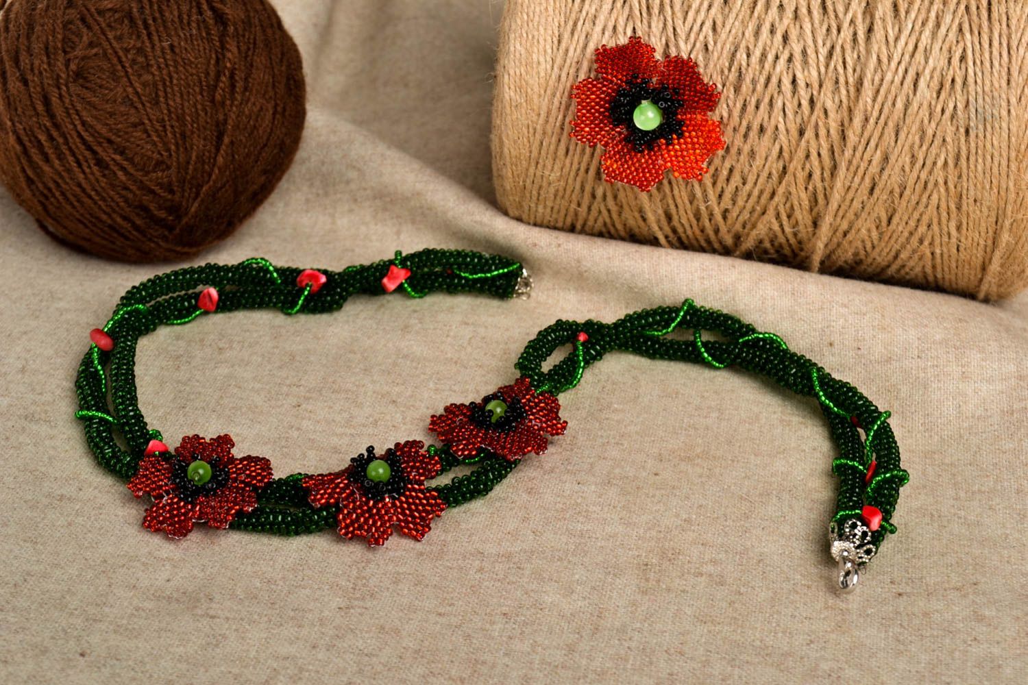 Handmade designer jewelry set red beaded accessories brooch and necklace photo 1