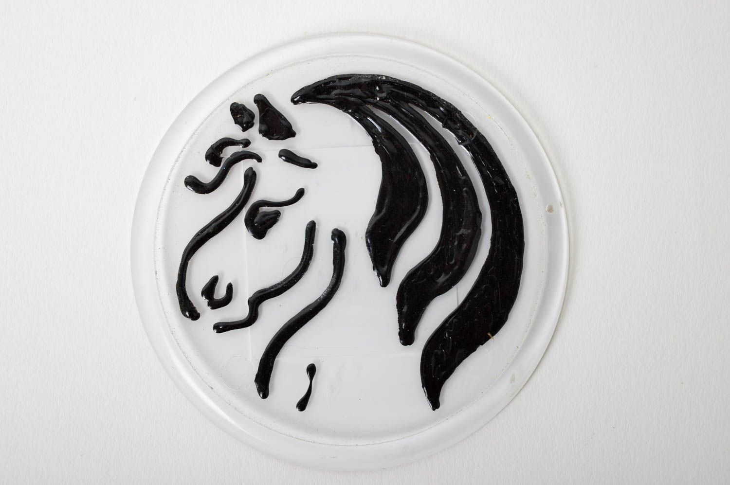 Imán decorativo artesanal elemento decorativo regalo original cabalo blanco foto 4