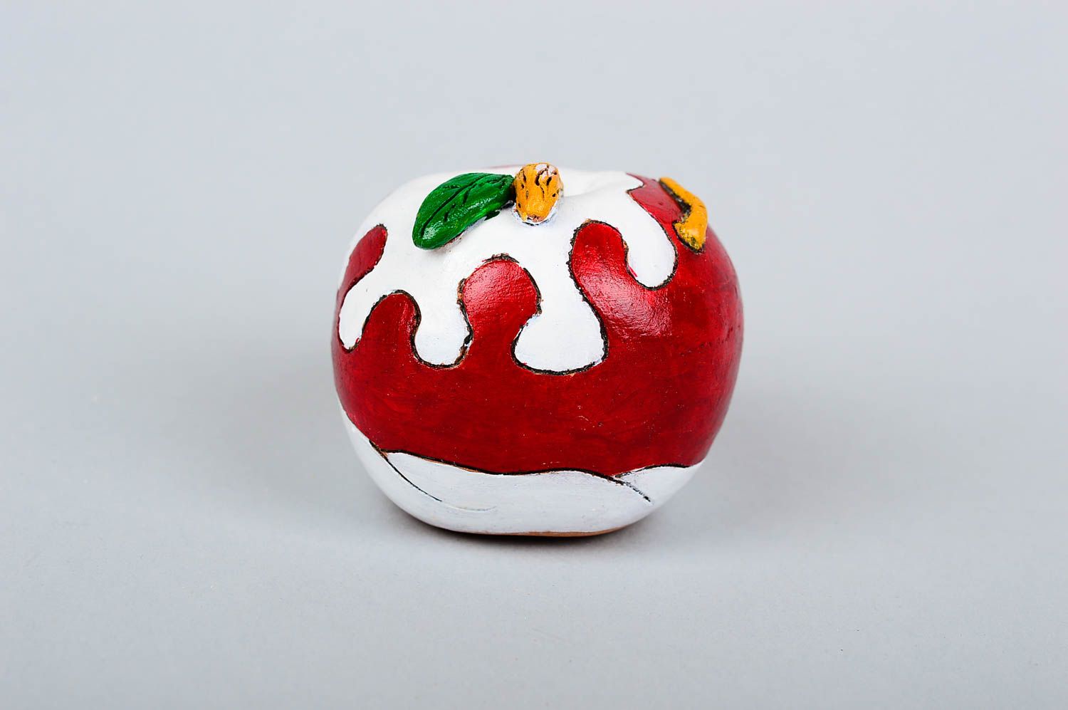 Солонка ручной работы керамическая солонка красное яблоко кухонная посуда фото 3