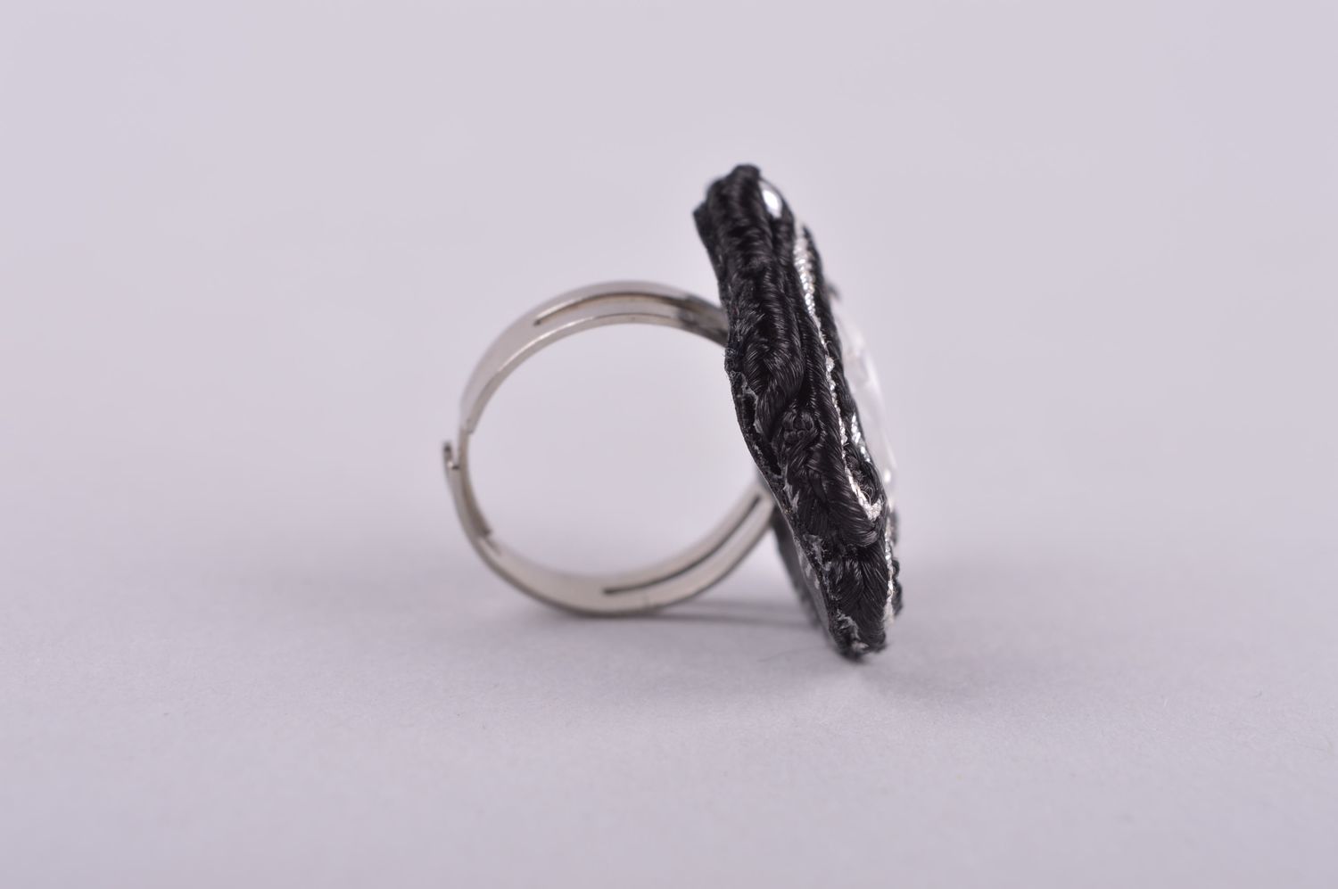 Кольцо ручной работы сутажное украшение модное кольцо с большим стразом фото 4