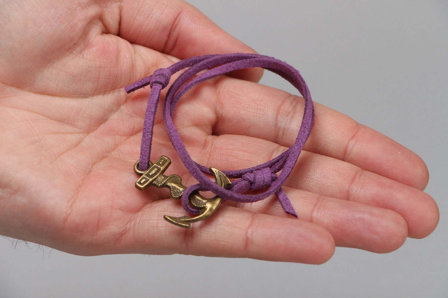 Handmade faux suede wrist bracelet of violet color with metal charm Marine photo 3