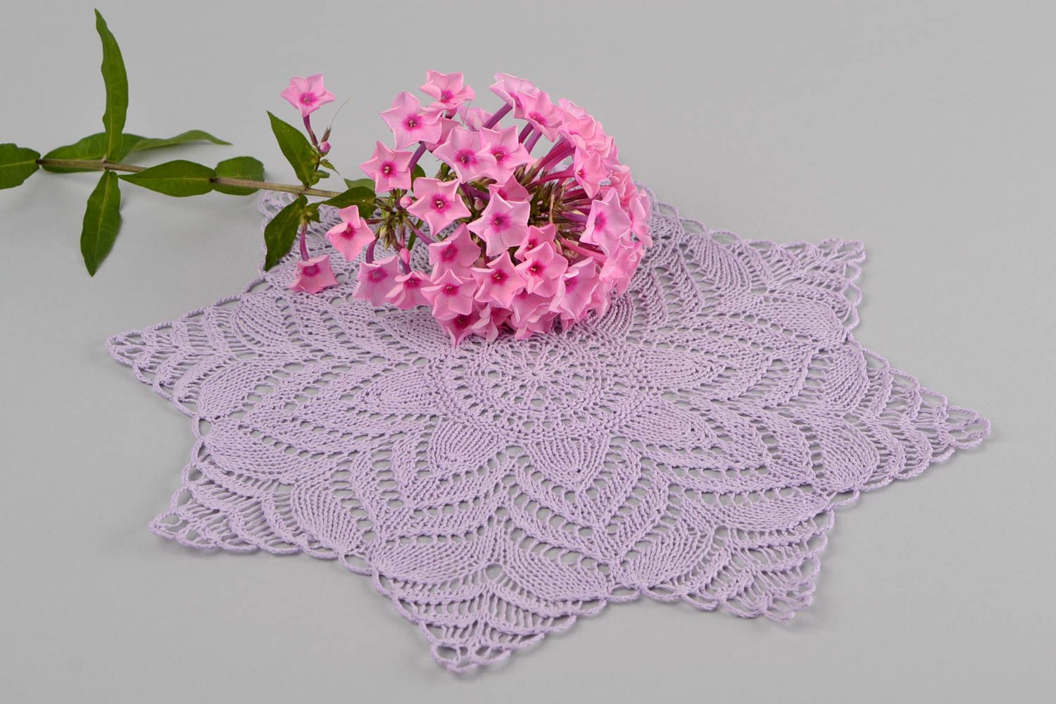 Napperon violet fait main Textile de table tricoté ajouré Décoration maison photo 1