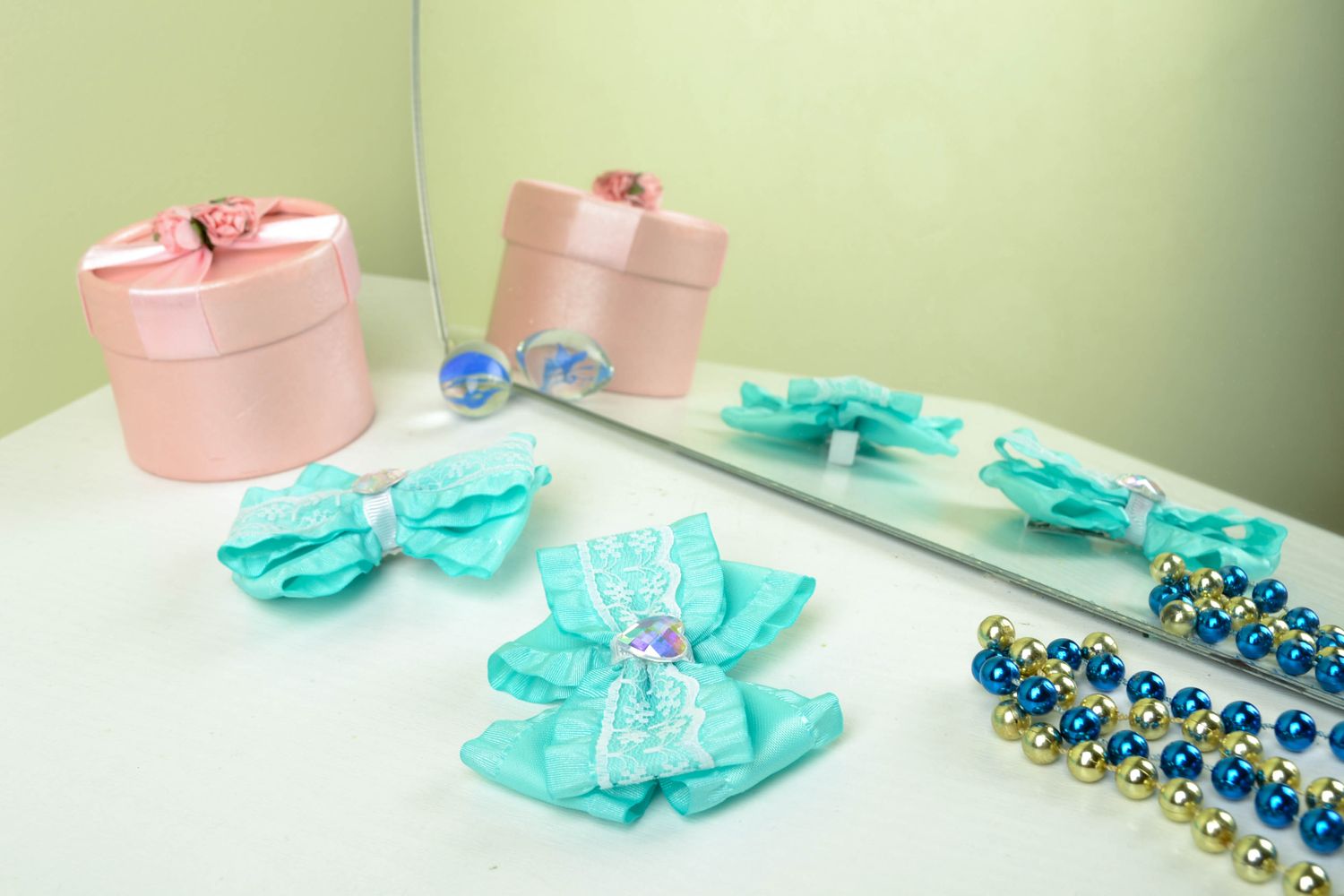 Hair clips with blue bows photo 5