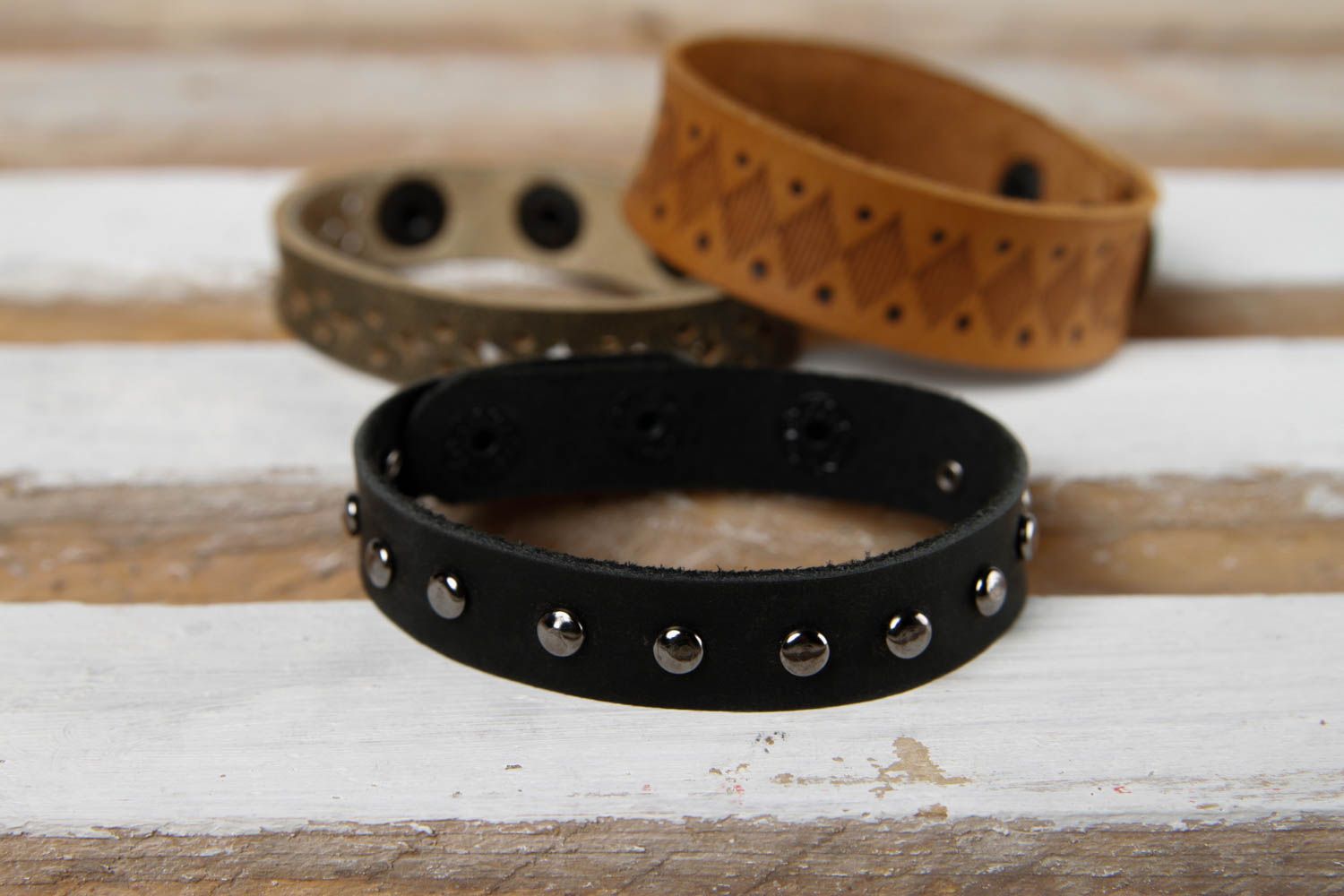Handmade leather bracelet fashion trends unisex jewelry designs leather goods photo 1