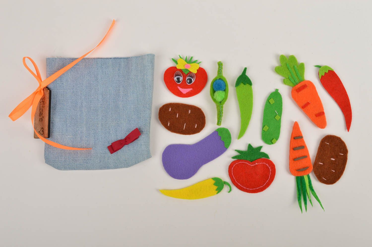 Магниты ручной работы магниты для детей фетровые игрушки в виде овощей 12 штук фото 3
