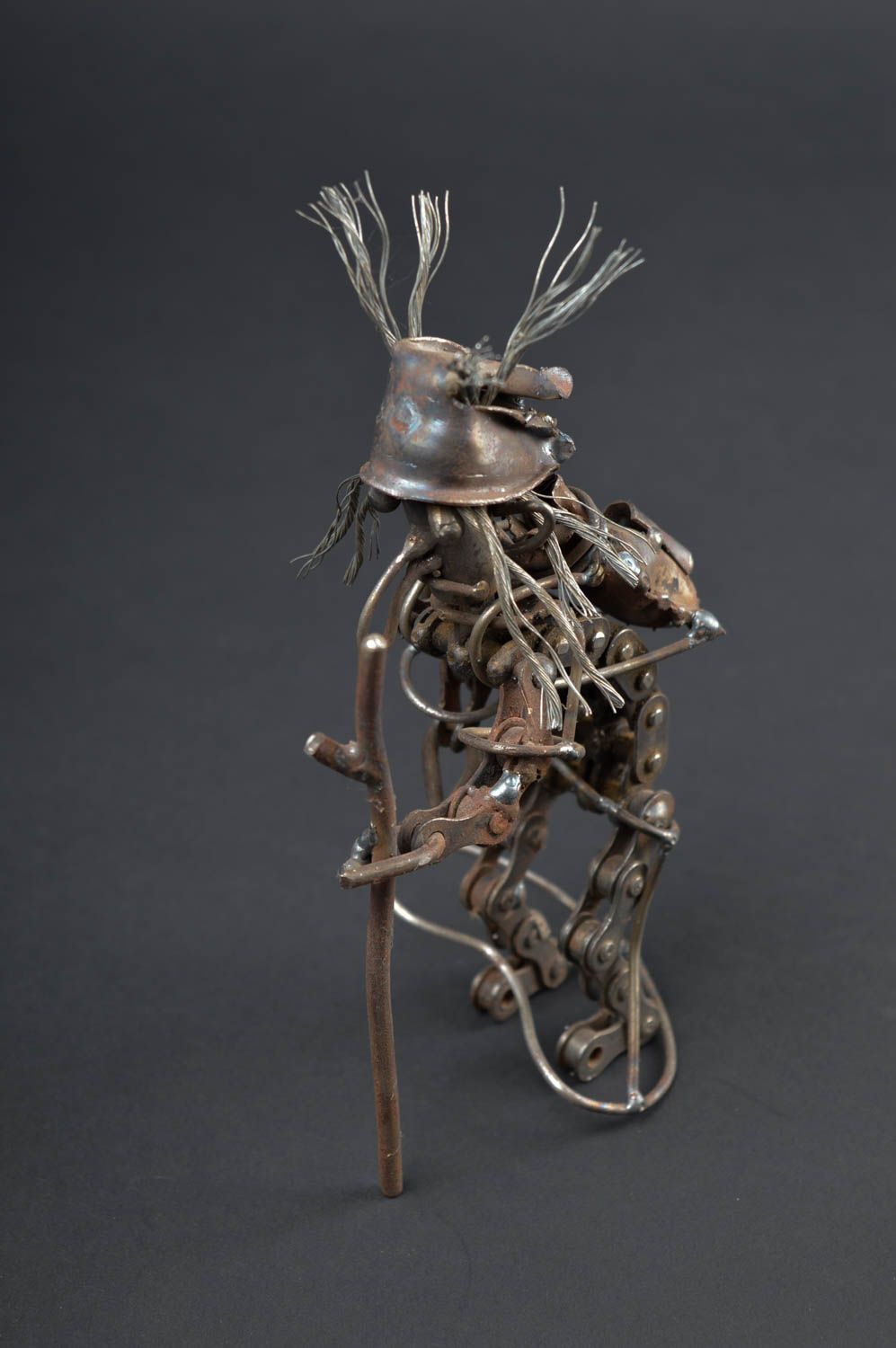 Figur aus Metall handmade Deko ausgefallenes Geschenk Tischdeko Idee Baba Jaga foto 1