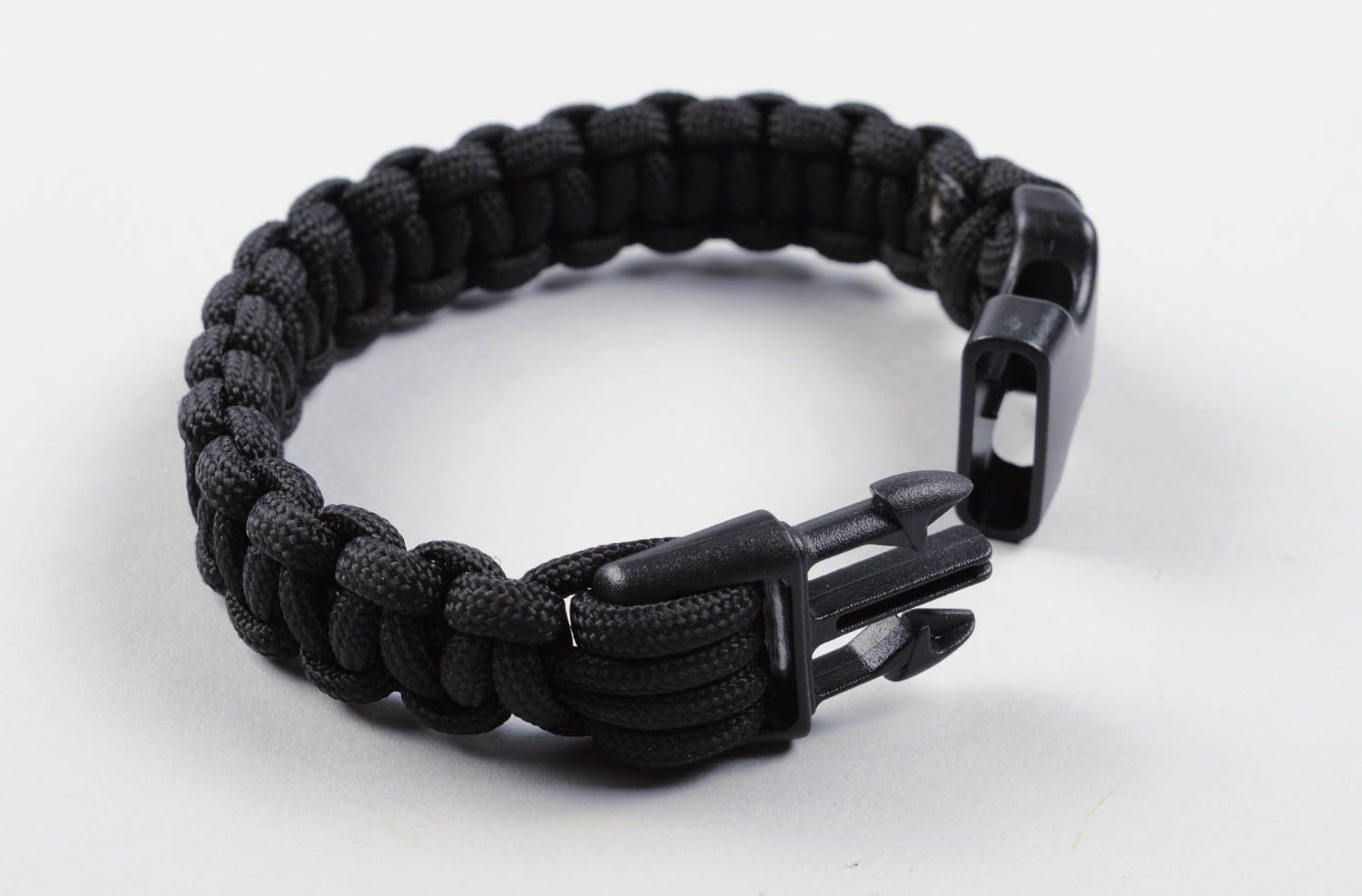 Bracelet textile Bijou fait main noir en paracorde Accessoire homme large photo 3