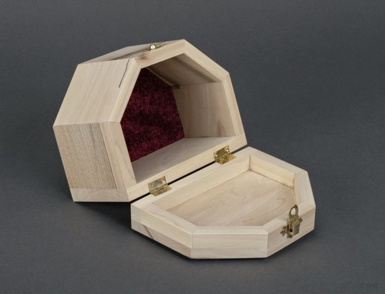 Wooden blank box with a lock photo 4