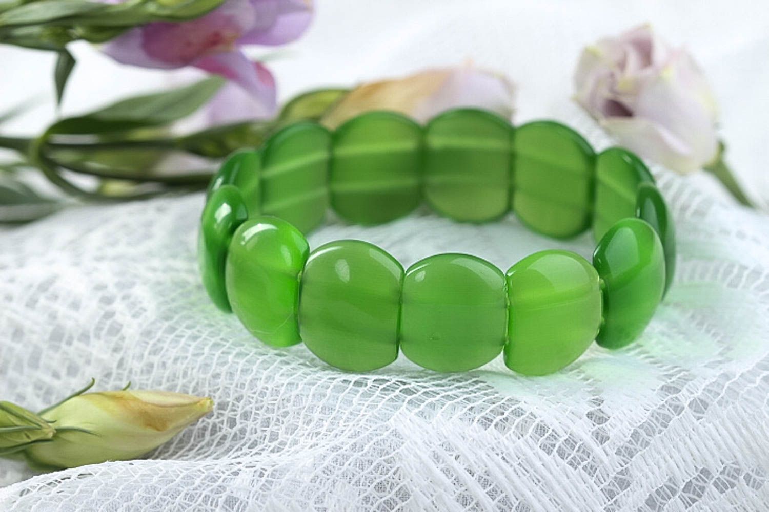 Grünes Armband mit Kugeln handmade Naturstein Schmuck tolles Geschenk für Frauen foto 1