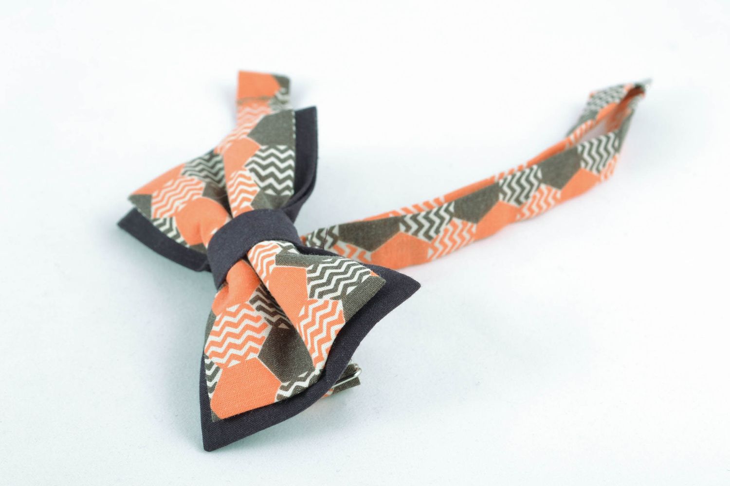 Fabric bow tie of motley coloring photo 5
