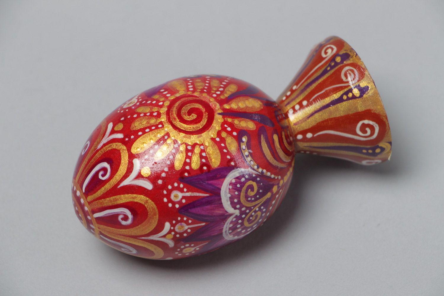 Huevo de Pascua de madera con soporte pintado artesanal decoracivo foto 4