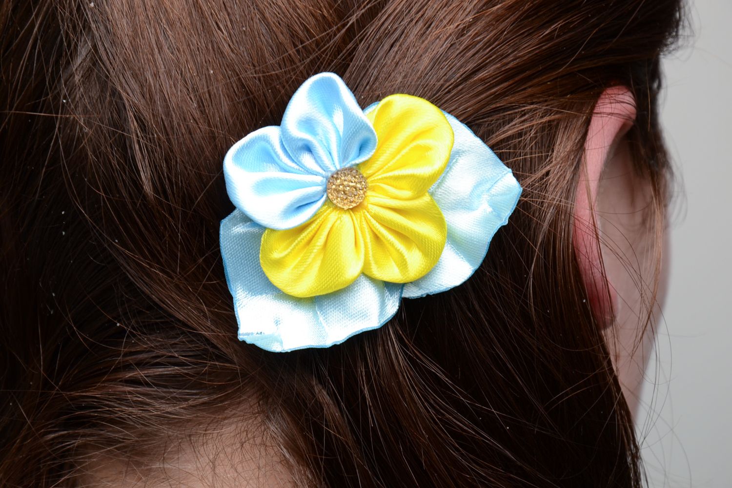 Kanzashi flower hair clip for children photo 5
