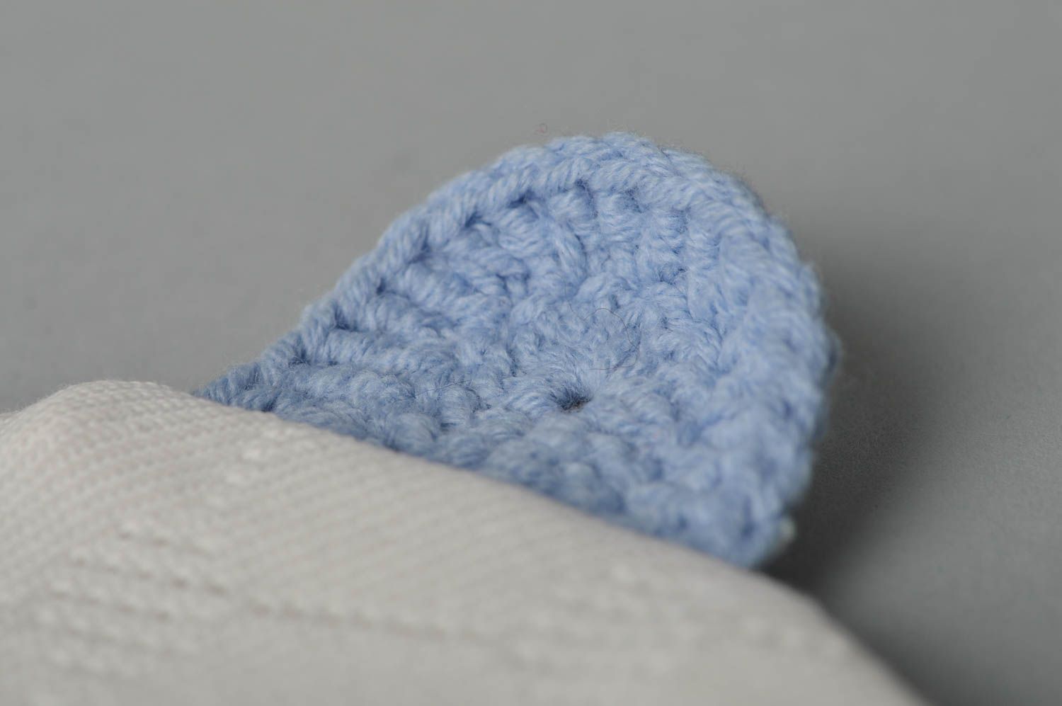 Bonnet coton fait main Chapeau blanc Vêtement enfant design original textile photo 4