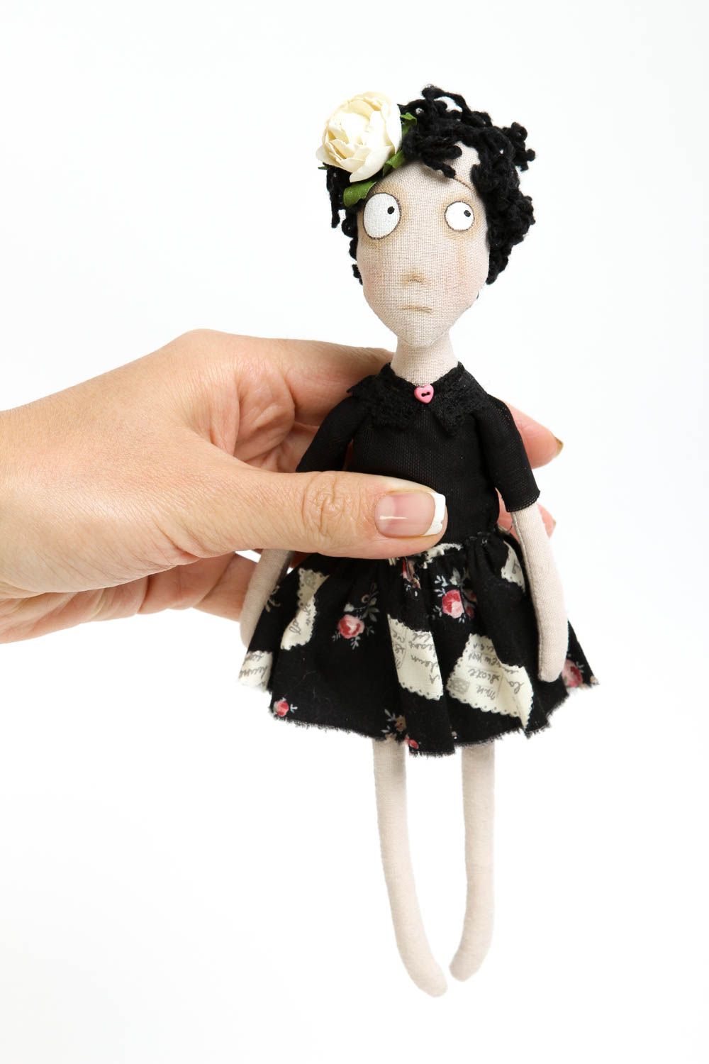 Bambola bella in cotone fatta a mano pupazzo tessile originale decoro casa
 foto 5