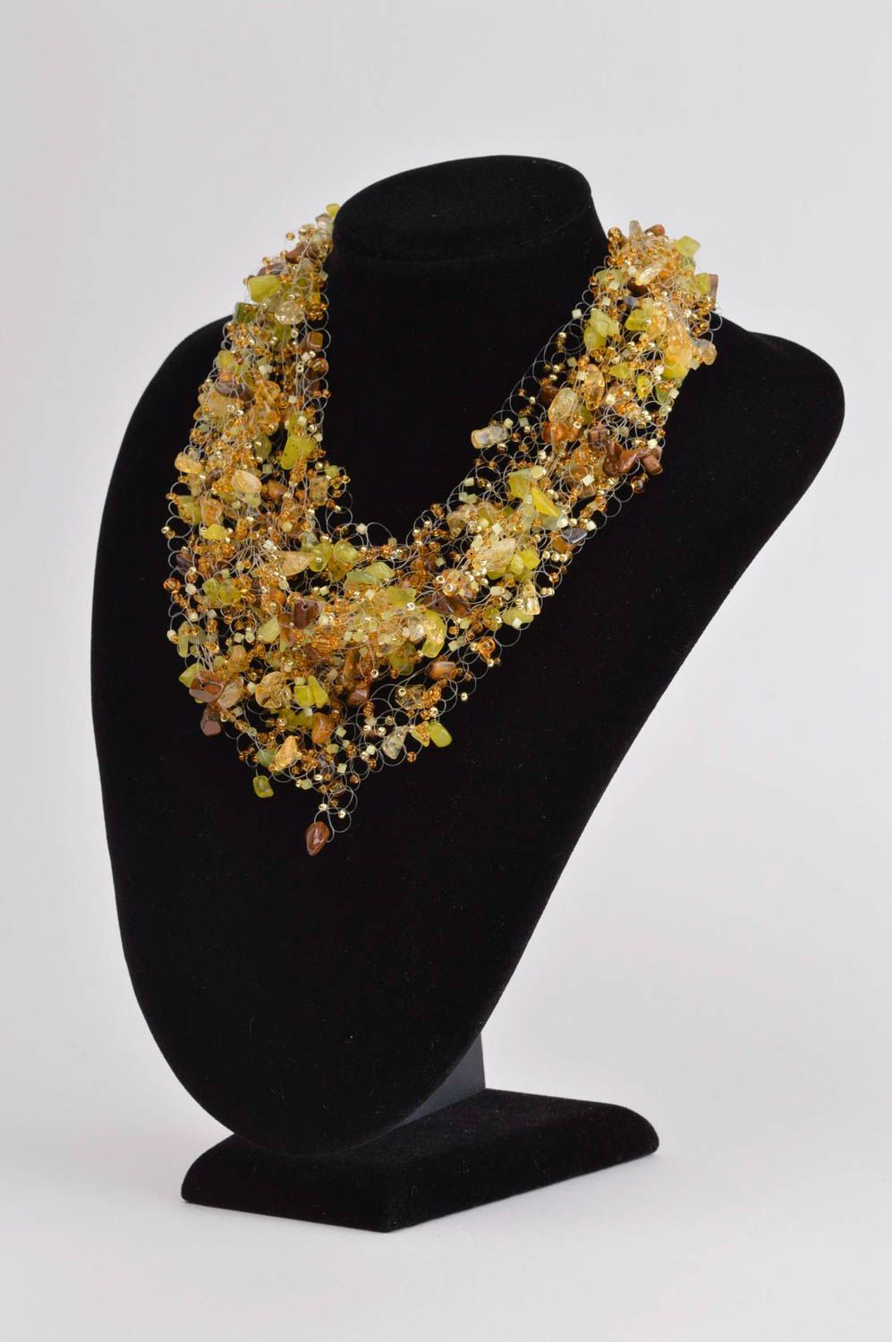 Stylish handmade beaded necklace artisan jewelry neck accessories for girls photo 1
