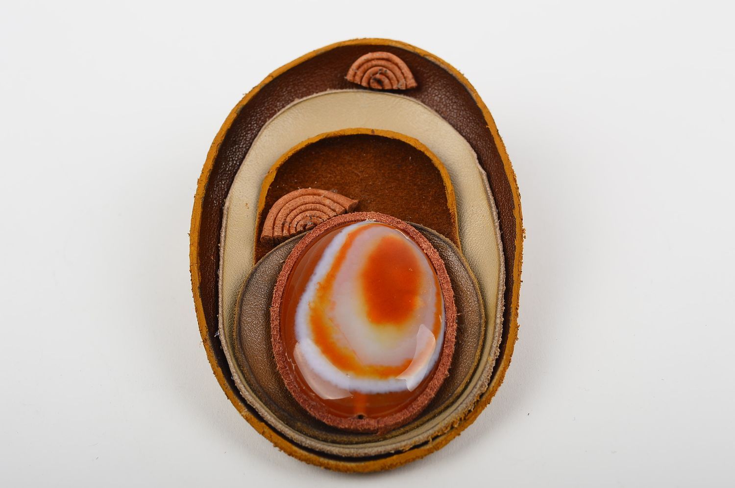 Broche de piel hecho a mano con diseño inusual accesorio de moda regalo original foto 2