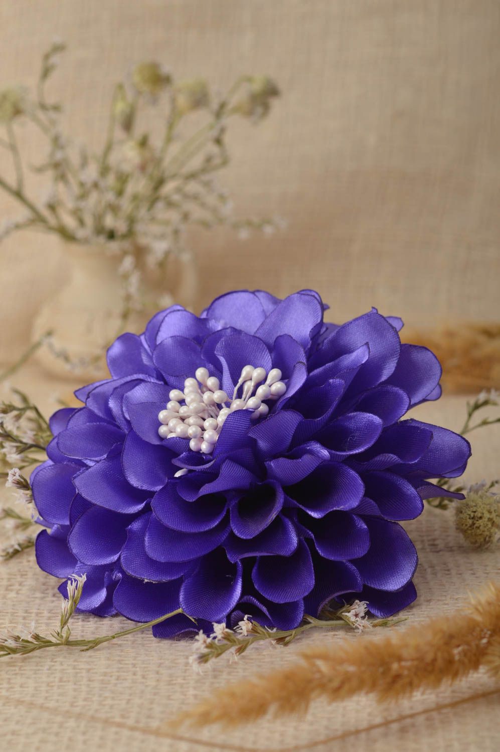 Broche Barrette fleur violette faite main en satin grande Cadeau pour femme photo 1