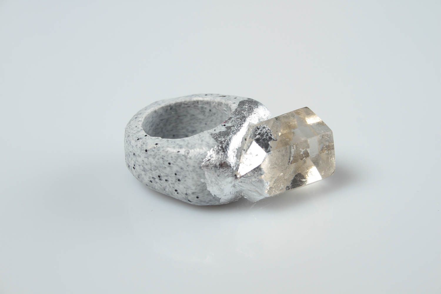 Кольцо ручной работы украшение из полимерной глины украшение кольцо с камнем фото 2