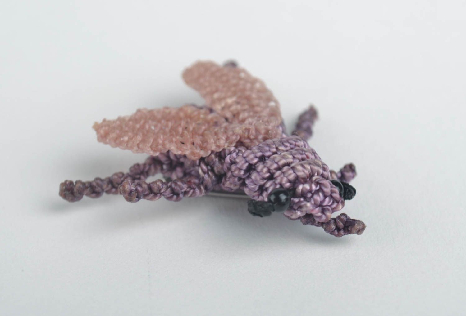 Handmade insect jewelry lilac woven brooch stylish cute macrame brooch photo 3