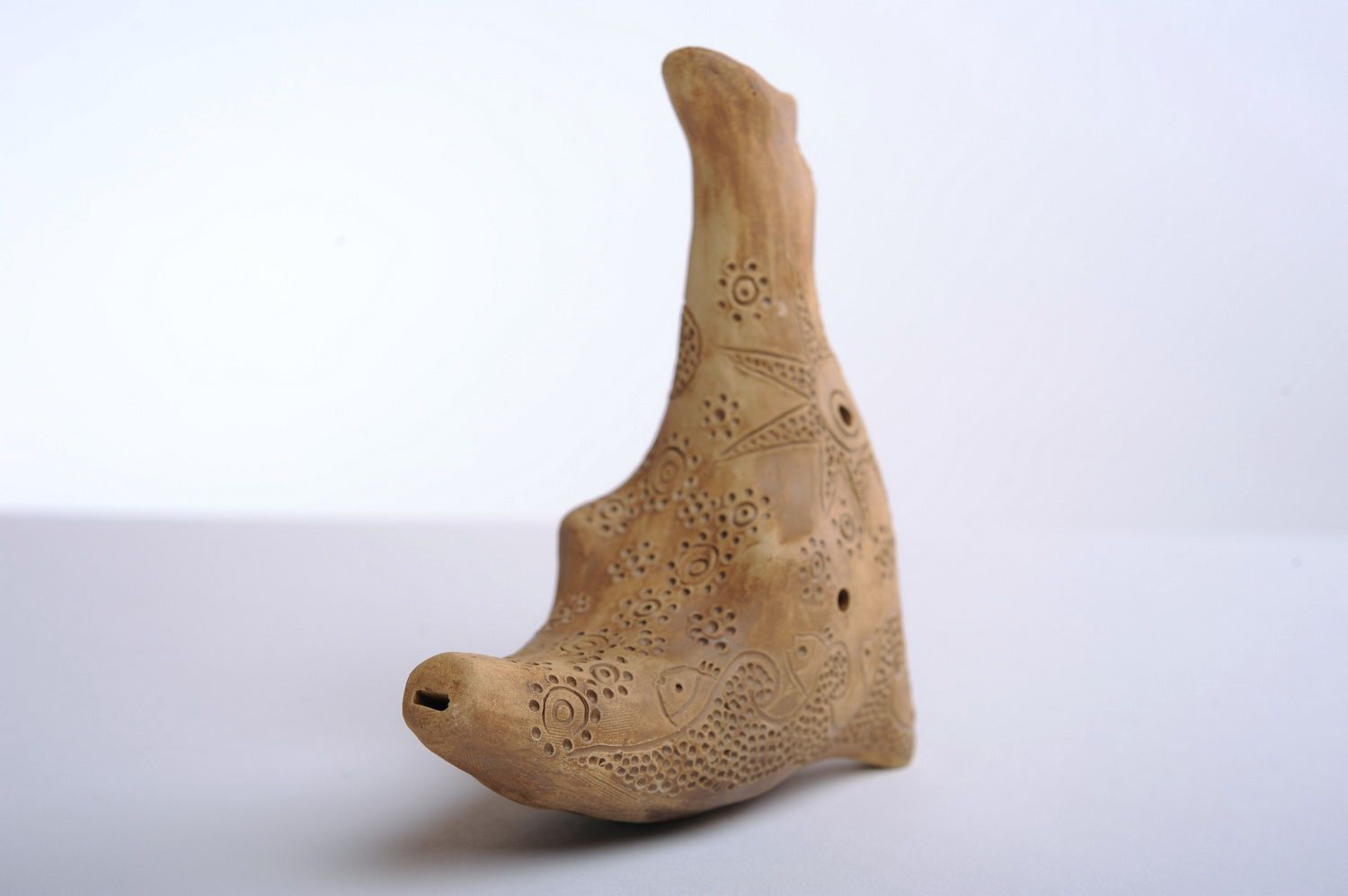 Sifflet en céramique modelé de l'argile Oiseau  photo 3