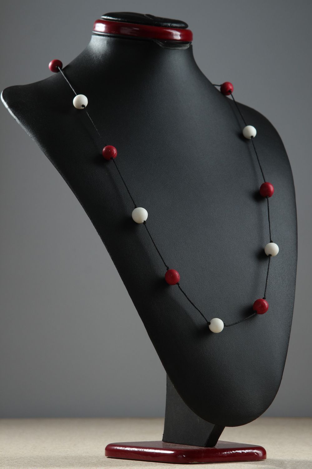 Collar de arcilla polimérica hecho a mano bisutería de moda accesorio para mujer foto 1