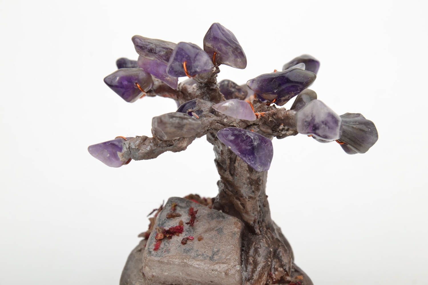 Decorative tree with natural stones photo 5