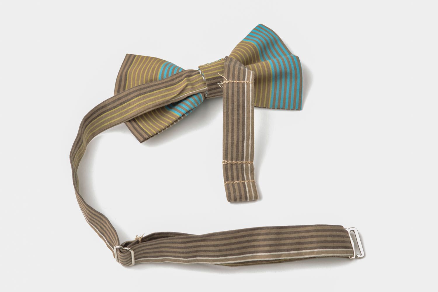 Textile bow tie photo 5