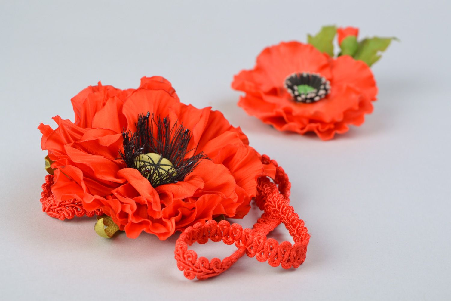 Set of handmade fabric flower hair accessories Poppies photo 1