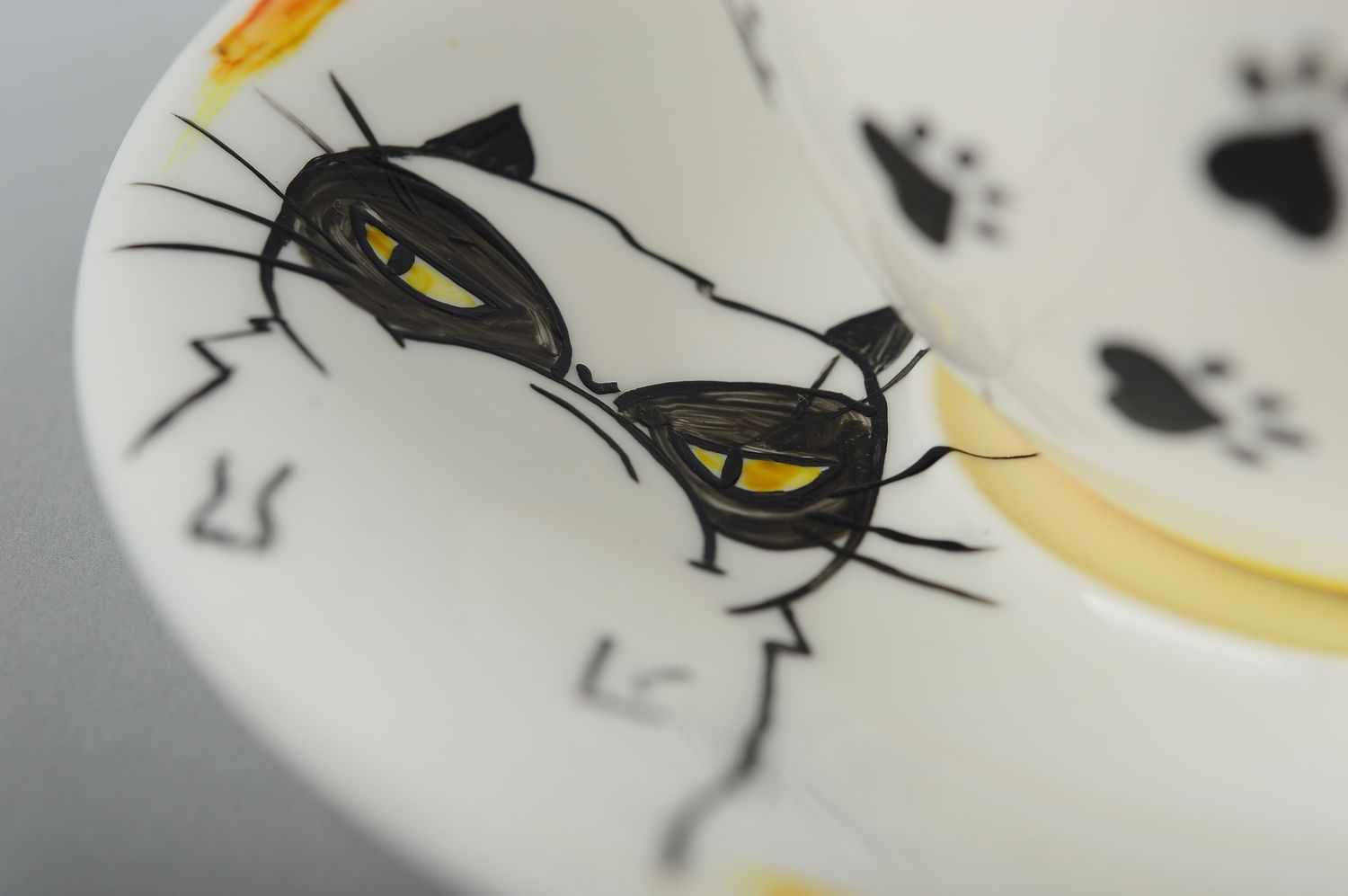 Кофейная чашка с блюдцем ручной работы кофейная посуда с котом красивая посуда фото 5