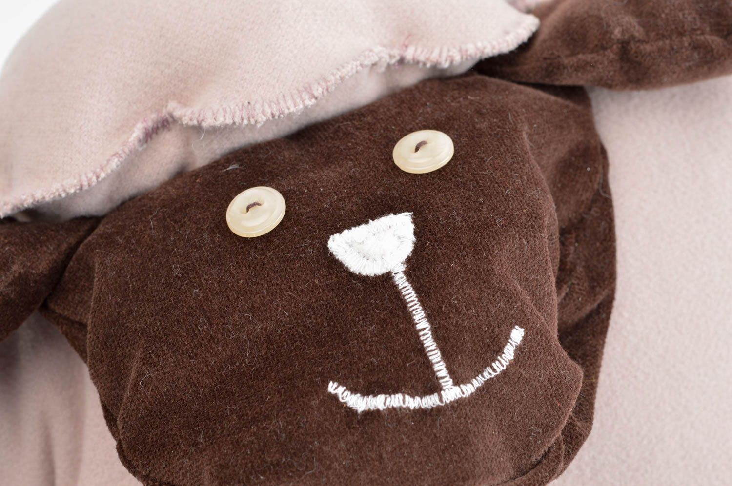 Игрушка подушка ручной работы детская игрушка диванная подушка овечка из ткани фото 5