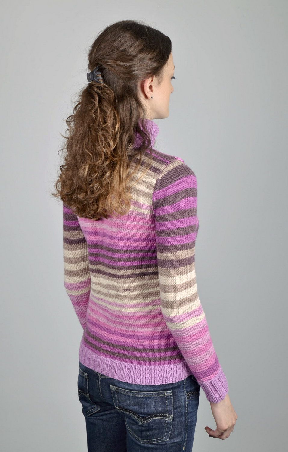 Pull en laine tricoté manches longues couleurs lilas photo 2